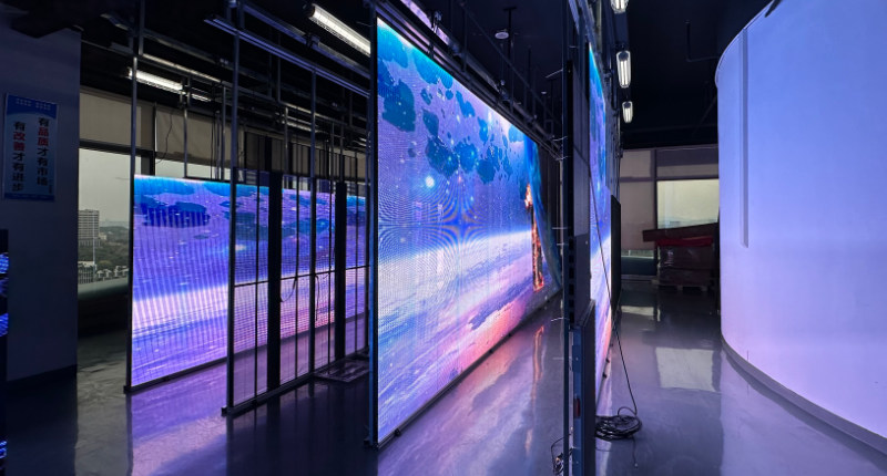 38m² P2.8-5.6 & P3.9-3.9 Transparent LED Display2