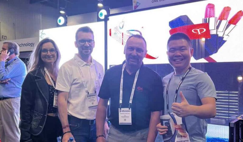 infocomm customer photo1